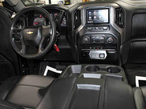 Used 2020 Chevrolet Silverado 1500 W/T w/ WT Value Package AWD/4WD image 25