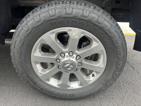 Used 2019 RAM 2500 Laramie image 26