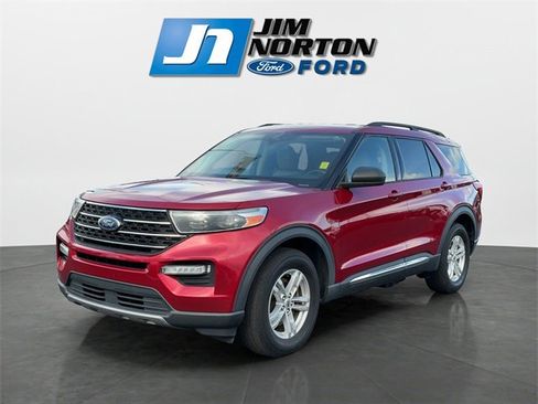 Used 2020 Ford Explorer XLT w/ Equipment Group 202A image 7