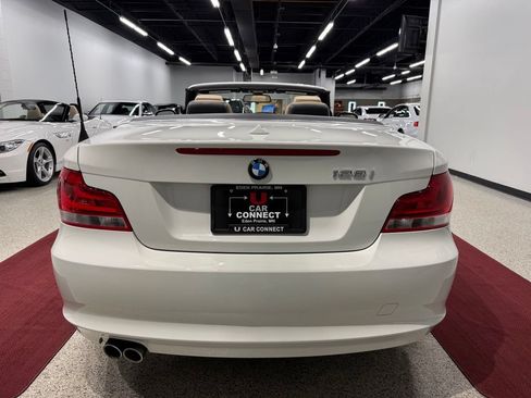 Used 2012 BMW 128i Convertible RWD image 17