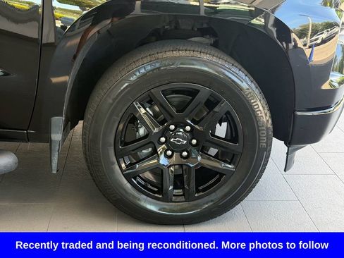 Used 2023 Chevrolet Silverado 1500 Custom w/ LPO, Dark Essentials Package RWD image 9
