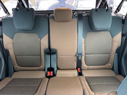 Used 2023 Ford Bronco Outer Banks image 10