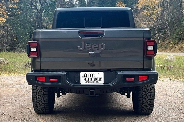 Used 2026 Jeep Gladiator Rubicon w/ Safety Group AWD/4WD image 6
