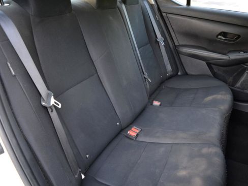 Used 2024 Nissan Sentra S FWD image 15