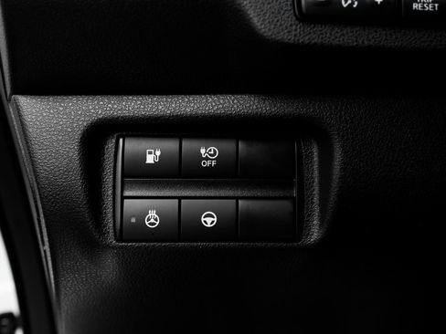 Used 2023 Nissan Leaf SV Plus image 18