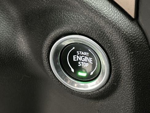 Used 2019 Chevrolet Silverado 1500 High Country w/ Z71 Off-Road Package image 34