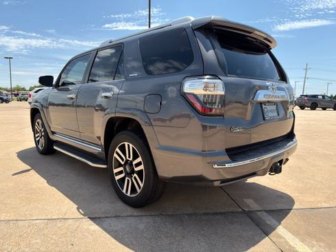 Used 2018 Toyota 4Runner Limited AWD/4WD image 14