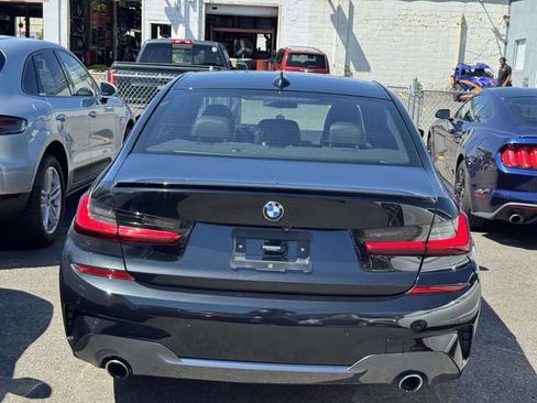 Used 2022 BMW 330i xDrive Sedan w/ M Sport Package AWD/4WD image 10
