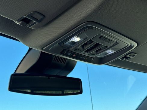 Used 2026 GMC Sierra 1500 SLT w/ SLT Premium Plus Package image 28