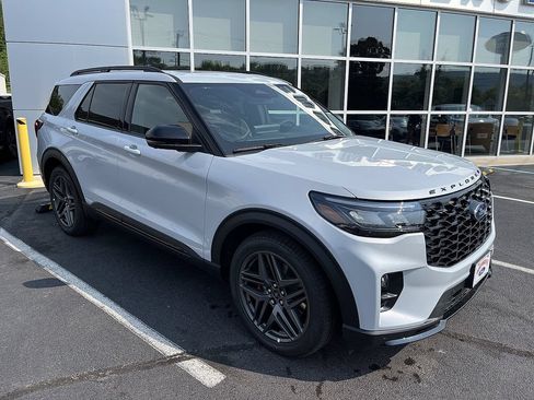 New 2026 Ford Explorer ST w/ Sun And Sound Package AWD/4WD image 2