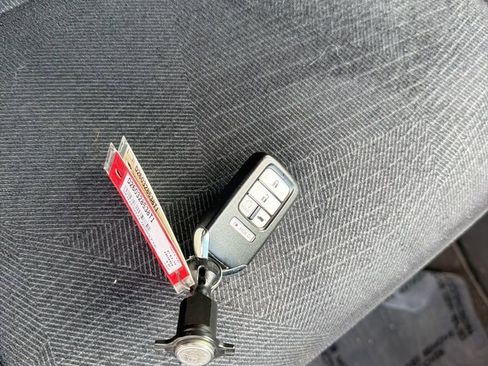 Used 2018 Honda Pilot EX image 31