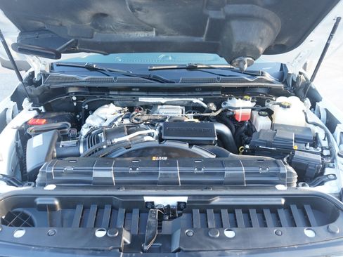 Used 2021 GMC Sierra 3500 SLT w/ SLT Premium Package image 31