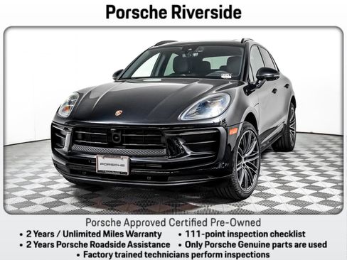 Certified 2025 Porsche Macan AWD/4WD image 1