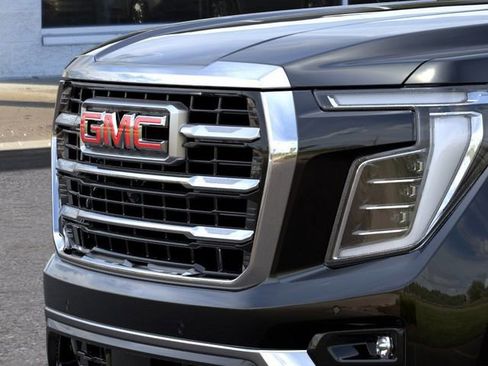 New 2026 GMC Yukon XL Elevation w/ LPO, Floor Liner Package AWD/4WD image 13