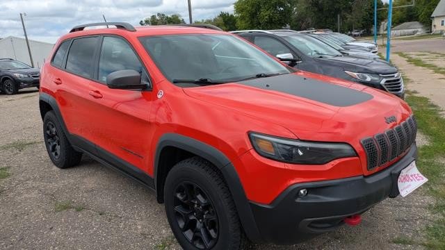 Used 2021 Jeep Cherokee Trailhawk AWD/4WD image 2