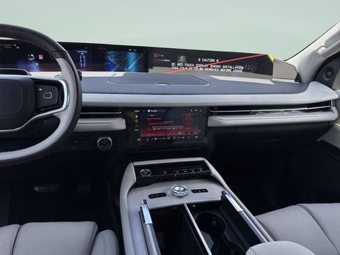 New 2026 Lincoln Navigator Premiere AWD/4WD image 23