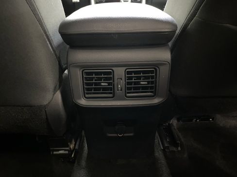 Used 2024 Toyota RAV4 LE image 40