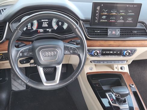 Used 2021 Audi Q5 2.0T Premium Plus w/ Premium Plus Package AWD/4WD image 28