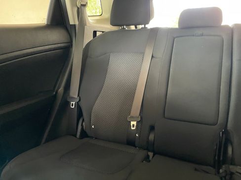 Used 2025 Kia Sportage LX image 33