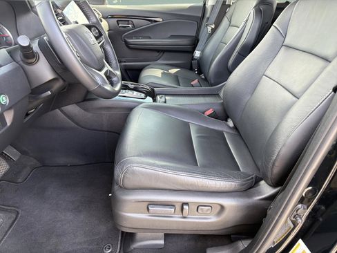 Used 2020 Honda Pilot Touring image 25