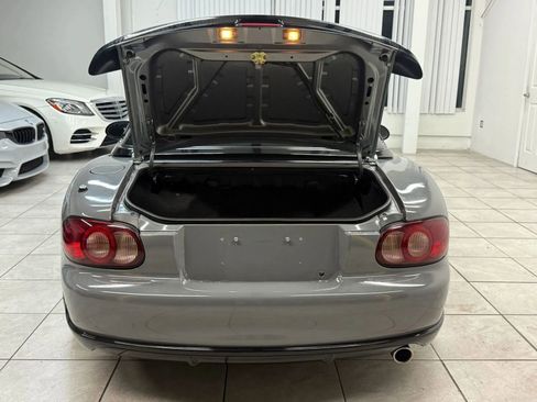 Used 2004 MAZDA MX-5 Miata MAZDASPEED RWD image 11
