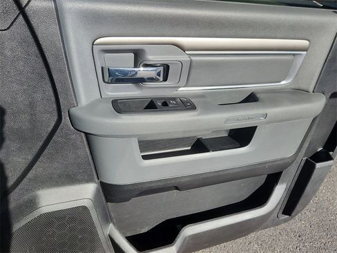 Used 2016 RAM 1500 Express image 12