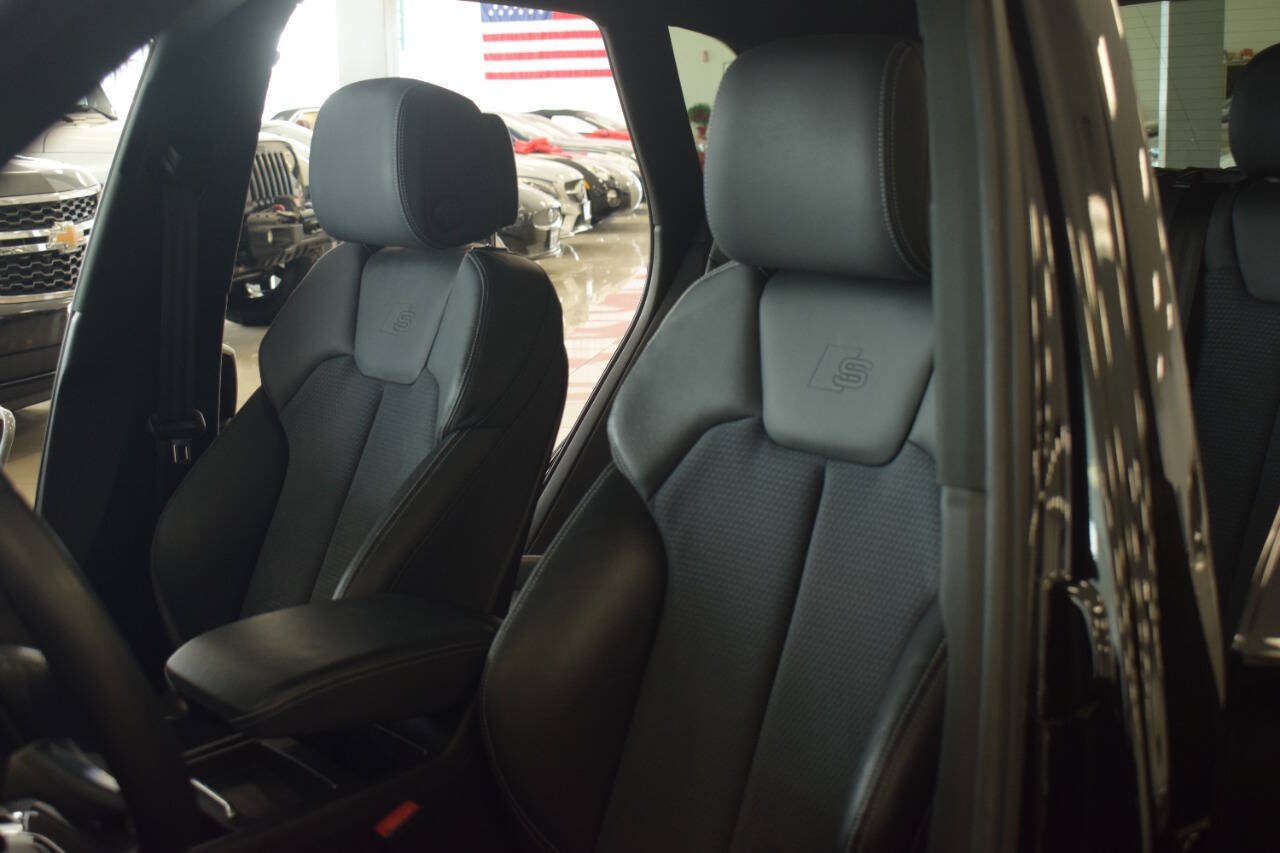 Used 2022 Audi SQ5 Premium Plus w/ Premium Plus Package AWD/4WD image 40