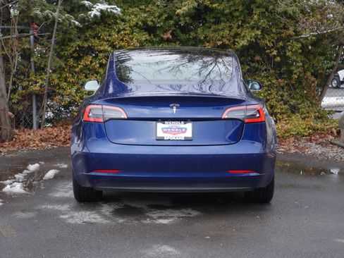 Used 2019 Tesla Model 3 Standard Range image 13