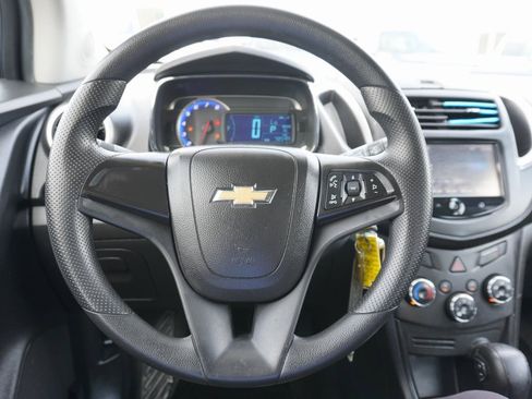 Used 2016 Chevrolet Trax LS w/ LPO, Cargo Package image 10