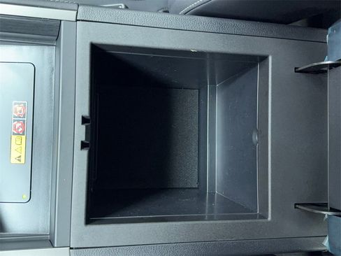 Used 2025 Lexus GX 550 w/ Accessory Package (2T) image 33