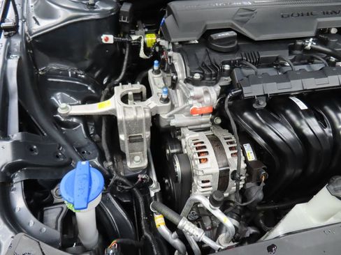 Used 2024 Hyundai Elantra SEL image 26