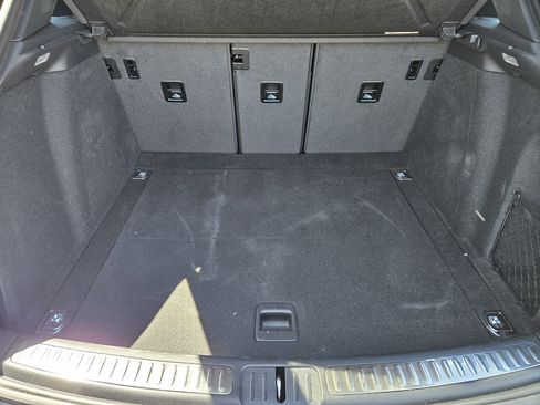 Certified 2026 Porsche Macan image 31