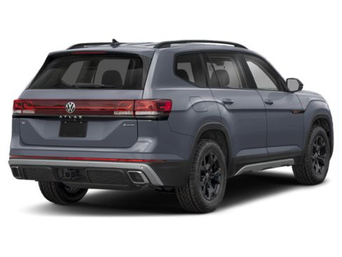 New 2026 Volkswagen Atlas Peak Edition AWD/4WD image 2