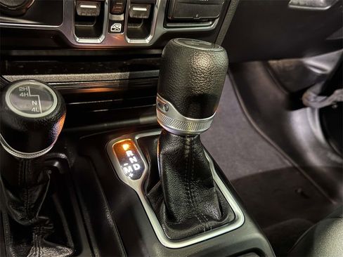 Used 2021 Jeep Wrangler Unlimited Sport S image 28