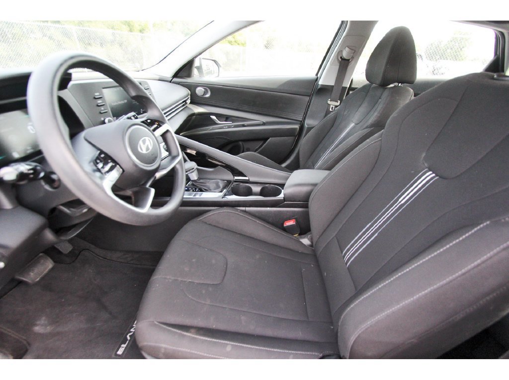 Certified 2026 Hyundai Elantra Hybrid FWD image 15