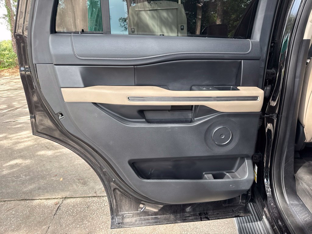 Used 2023 Ford Expedition XLT RWD image 22