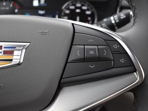 New 2025 Cadillac XT5 Premium Luxury w/ LPO, Floor Liner Package image 16