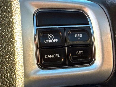 Used 2013 Dodge Durango Crew image 9