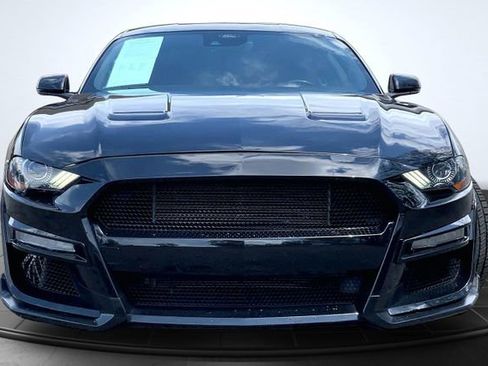 Used 2021 Ford Mustang GT Premium w/ GT Performance Package RWD image 3