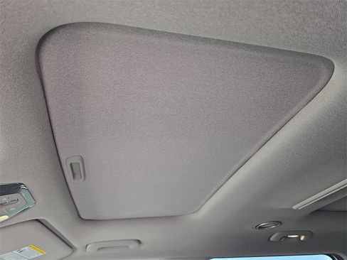 New 2026 Kia EV9 Wind image 25