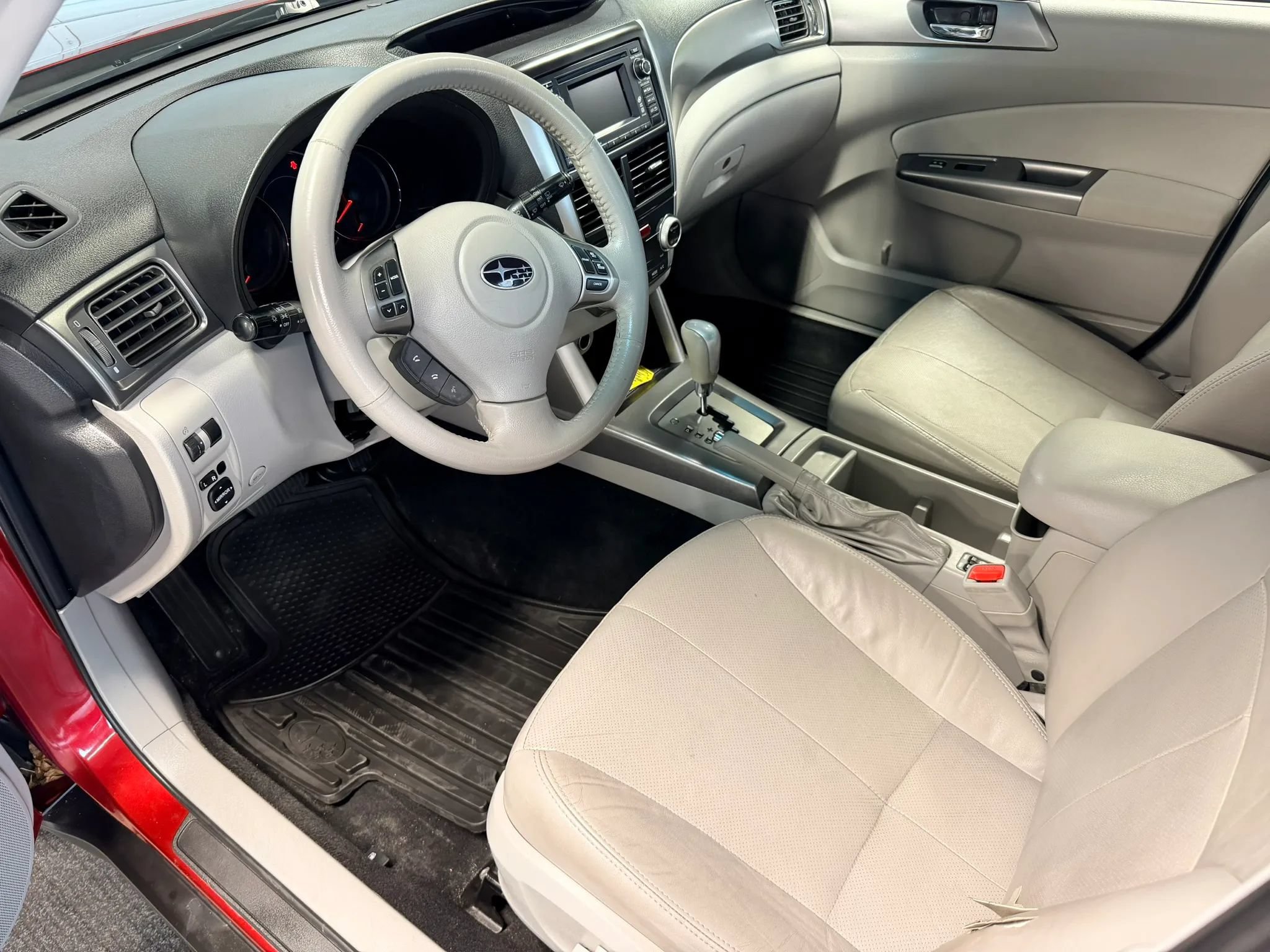 Used 2012 Subaru Forester 2.5X Touring AWD/4WD image 9