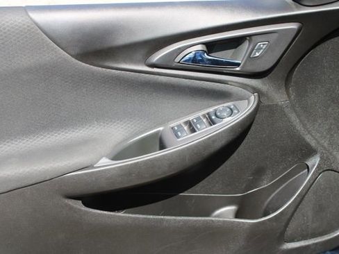 Used 2024 Chevrolet Malibu LT FWD image 9