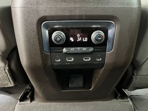 Used 2021 Chevrolet Tahoe LT w/ Rear Media and Nav Package RWD image 27