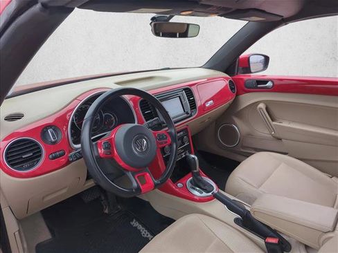 Used 2019 Volkswagen Beetle 2.0T SE image 7