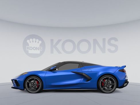 Used 2023 Chevrolet Corvette Stingray Premium Cpe w/ Z51 Performance Package RWD image 2