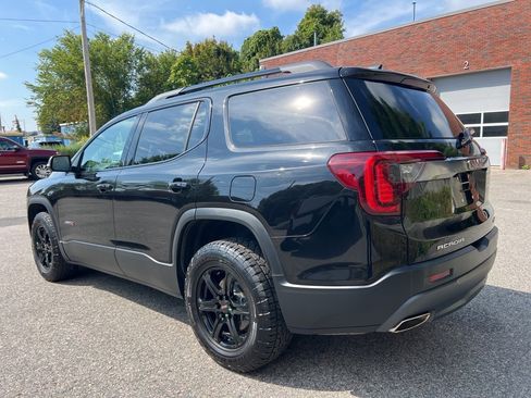 Used 2023 GMC Acadia AT4 w/ Technology Package image 3