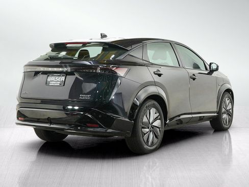 Used 2024 Nissan Ariya AWD image 5