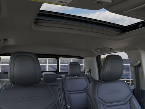 New 2026 Ford Maverick Lobo AWD/4WD image 35