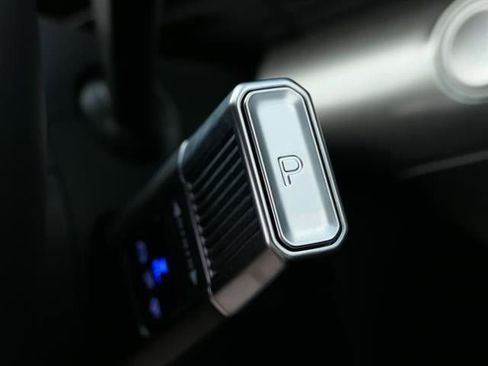 New 2025 Hyundai Kona SEL image 46