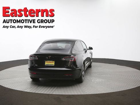 Used 2021 Tesla Model 3 Standard Range Plus image 37